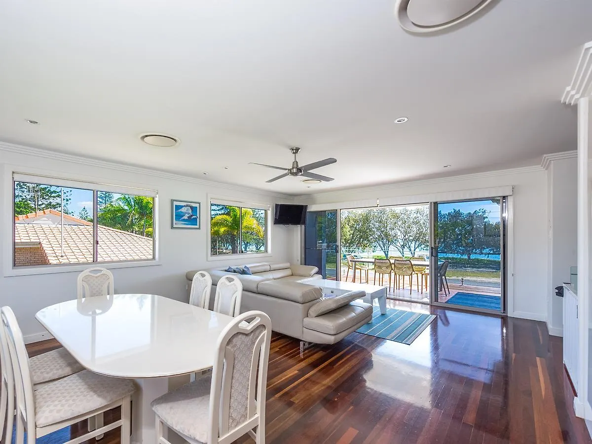 Nrma Woodgate Beach Holiday Park 3*,